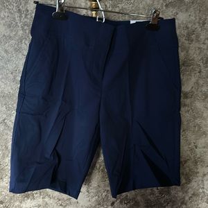 Womens Izod Golf Short-Size 4-Navy